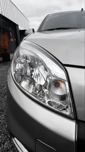 Polimento com vitrificaçaõ dos faróis
