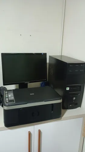 Vendo computador completo com impressora HP