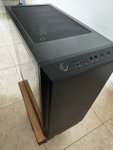 Gabinete Gamer Mid Tower ATX Preto com Vidro Temperado NOVO