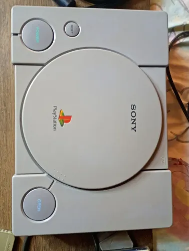 Play station da Sony em bom Estado