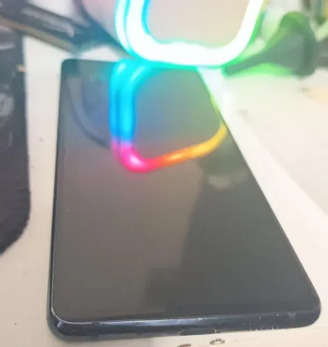 Samsung S20 FE Sucata Frontal com Aro e Display Original (Sem Tampa Traseira)