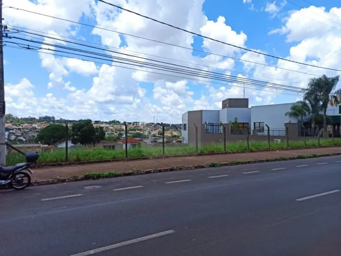 Área para locação no bairro Daniel Fonseca