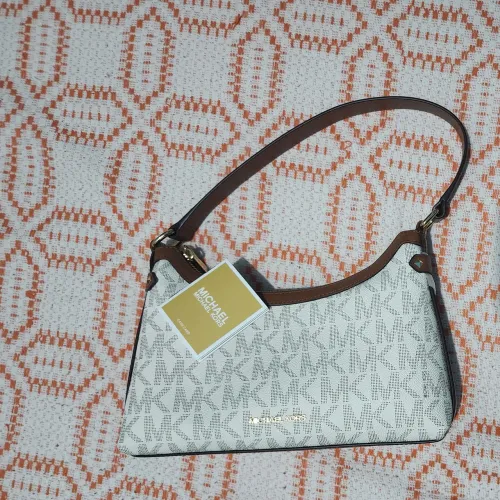 Bolsa Michael Kors modelo Sammy cor Vanilla tamanho Pequena - Original