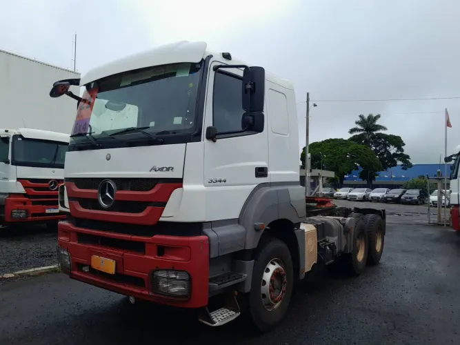 Mercedes-Benz Axor 3344 S/33 6X4E5 2021/2021 VAMOS SEMINOVOS Uberlândia