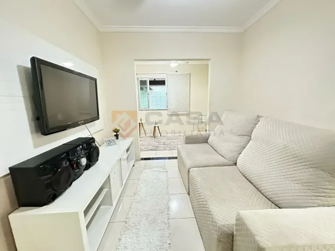 Casa Tríplex de Alto Padrão com 4 Quartos em Morada de Laranjeiras