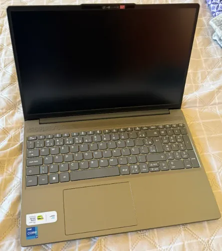 SEMINOVO | Notebook Lenovo IdeaPad Slim 3 15IRH10 - i7-13620H | 16GB RAM | SSD 512GB