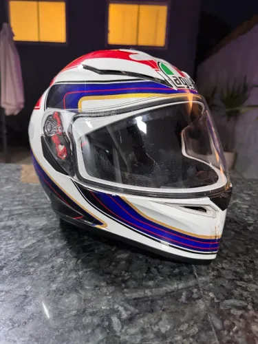 Capacete AGV k3 Sv