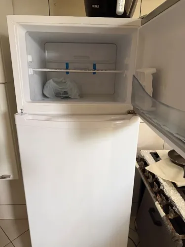 Vendo geladeira Consul Frost Free
