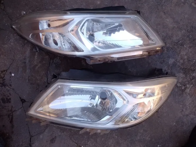Farol Onix Prisma Cromado original Chevrolet 