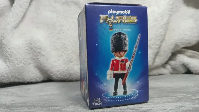 PLAYMOBIL GUARDA REAL - COLECIONE.    LACRADO.