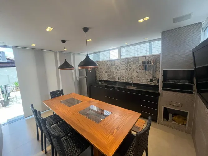 EXCELENTE ÁREA PRIVATIVA NO BAIRRO CASTELO-BH