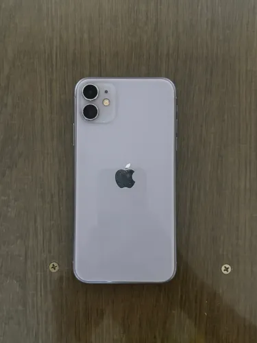 iPhone 11 roxo 