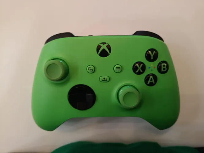Controle Xbox verde