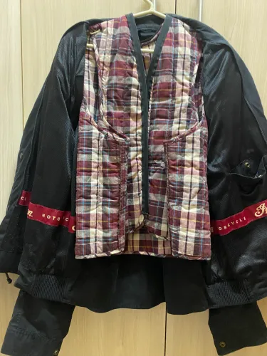 casaco de moto Indian semi novo