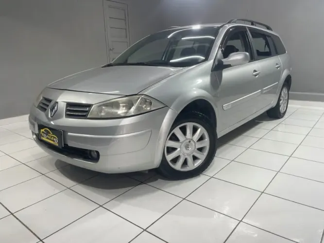 Renault Megane Grand Tour Dynam. Hi-flex 1.6 16V 2012