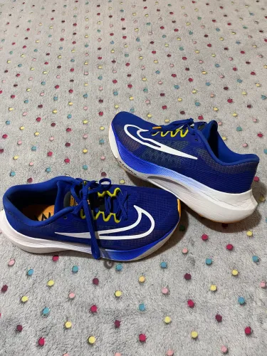 tênis nike zoom fly 5 azul