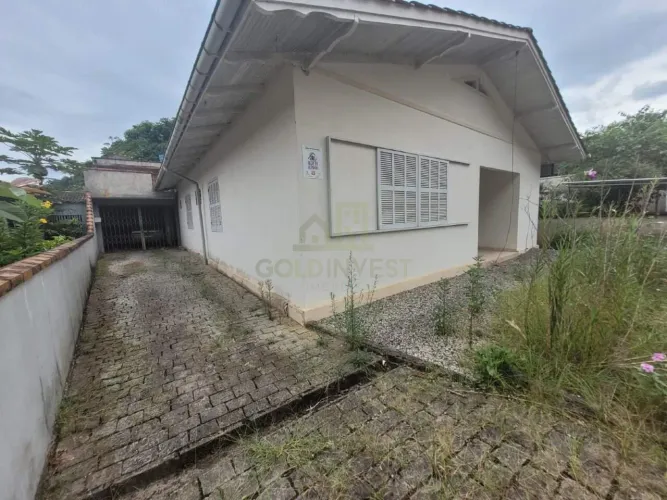 Terreno á Venda no Bairro Souza Cruz