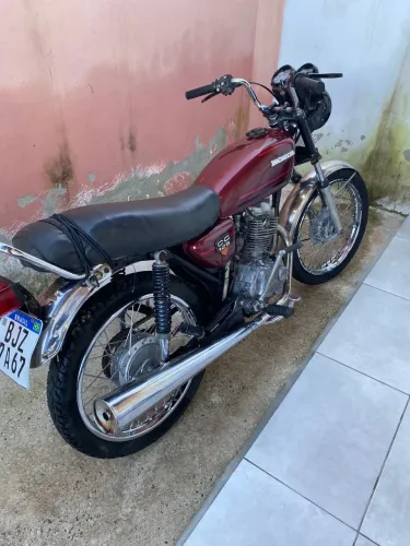 Moto 82 filé pra quem procurou motivo pro dia a dia