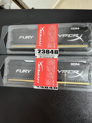 Memória RAM Fury 8GB (2x4) dois pentes de 4gb HyperX usada com caixa HX424C15FB/4<br>