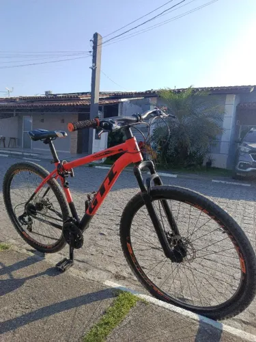 Bicicleta MTB GTI Roma Aro 29 - 21 Marchas, Freio a Disco, Quadro Alumínio 19"