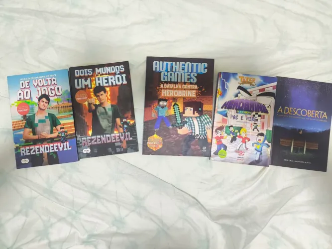 Kit Livros Minecraft Antigos: Authentic Games, Pac e Mike e Mais