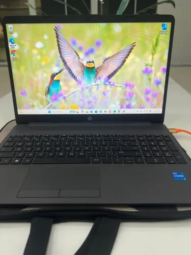 Notbook HP 256r G9