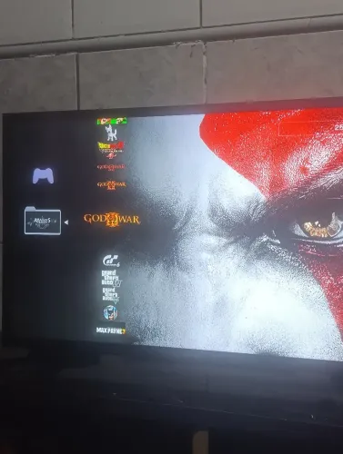 PS3 SLIM 500GB + 2 CONTROLES