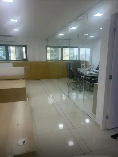 Sala/Conjunto 73m² mobiliada para locação no CEO - Barra da Tijuca