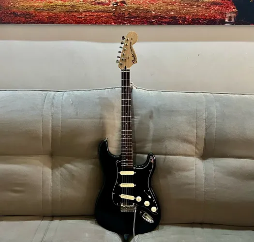 Guitarra Squier (Fender)