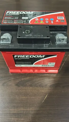 Bateria Freedom 50ah estacionária 