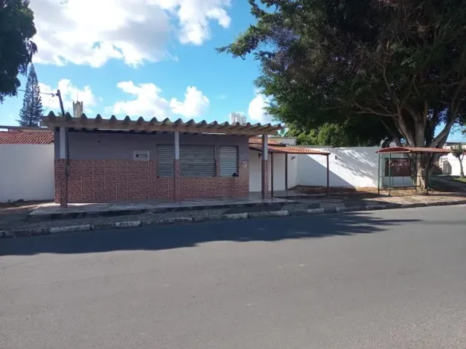 Ponto comercial na Santa Mônica, próximo ao CEEP.