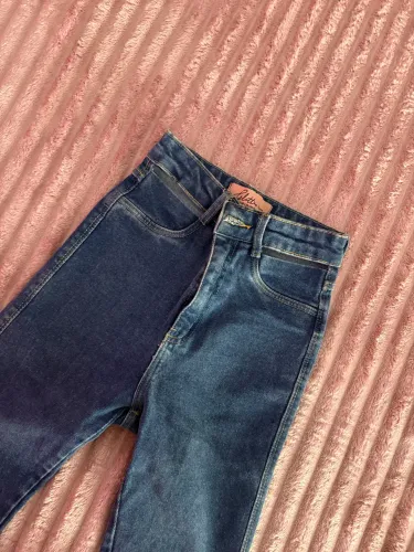 calça jeans marca glitter