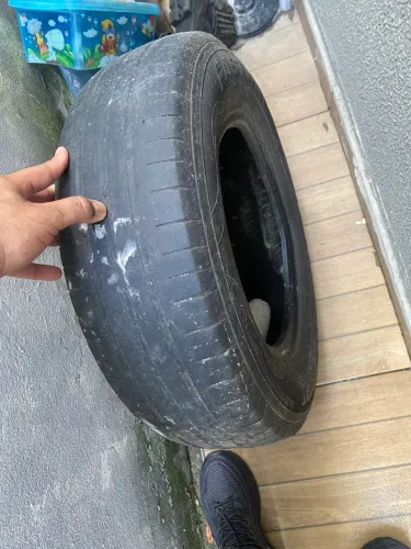 Vendo pneu aro 13 