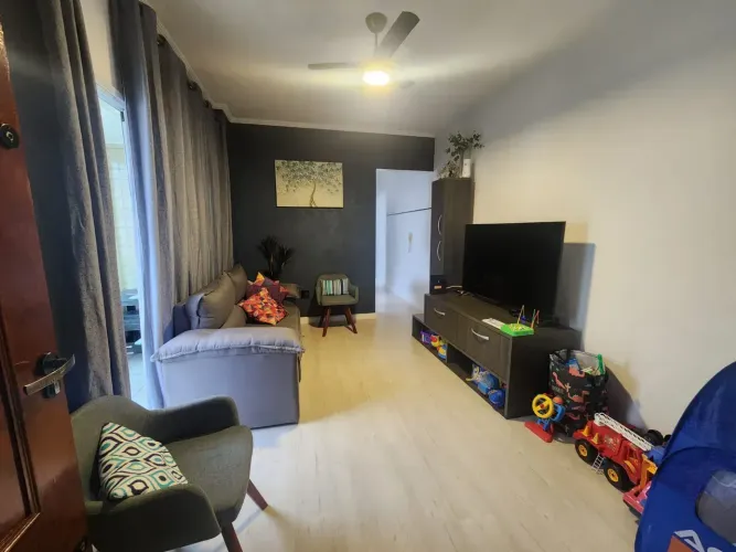 Apartamento para venda  com 2 dormitórios na Guilhermina - Praia Grande - SP