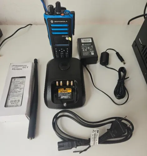 RADIO MOTOROLA DGP8550EX VHF