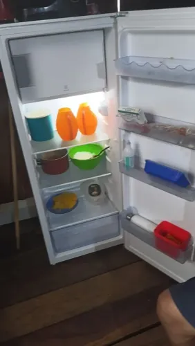 Geladeira eletrolux
