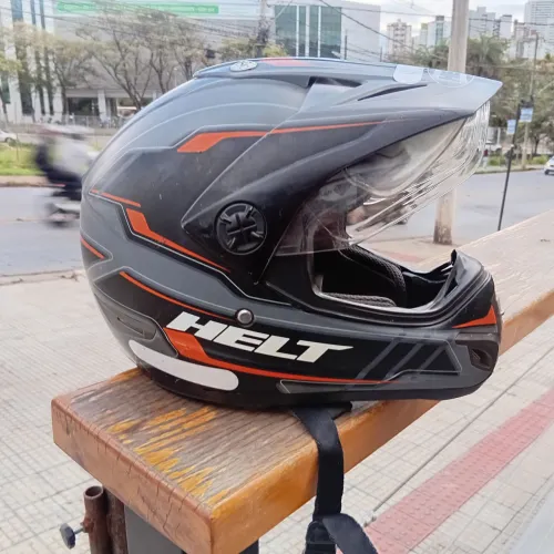 Vendo capacete helt n62
