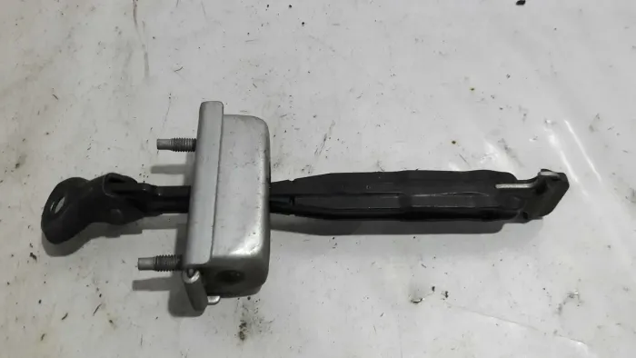 Limitador Porta Traseira Direita Gm Cruze 11 12 13 14 15