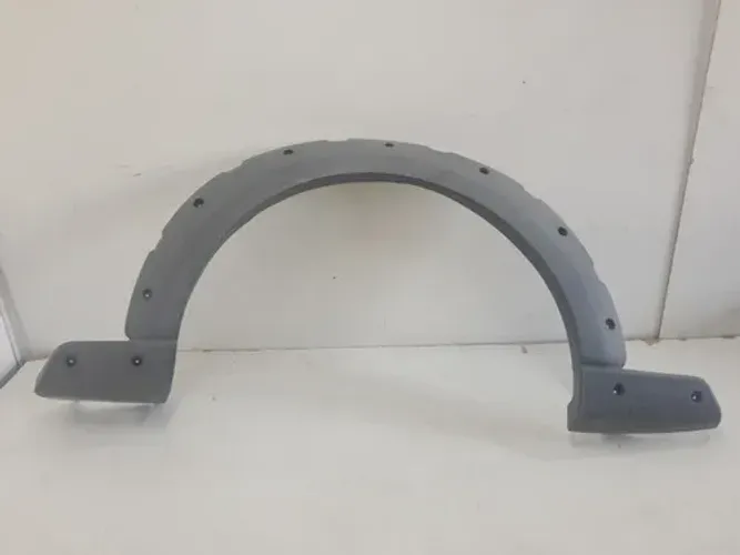 Moldura Paralama Dianteiro Strada Working L.e 09/13 21990