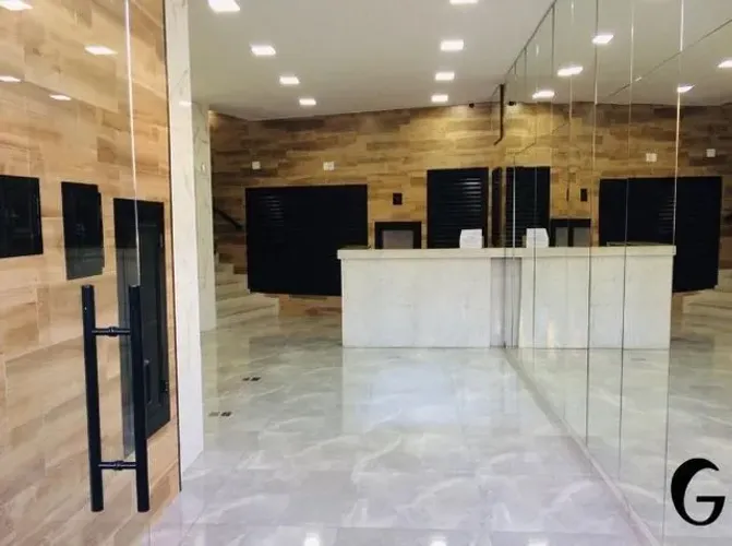 Aluga-se salas comerciais, lojas e sobrelojas no centro de Duque de Caxias