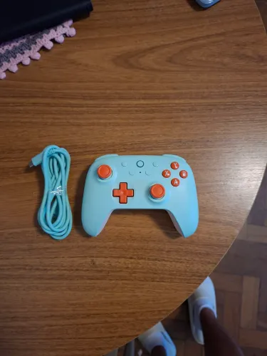Controle com fio 8BitDo Ultimate 2C