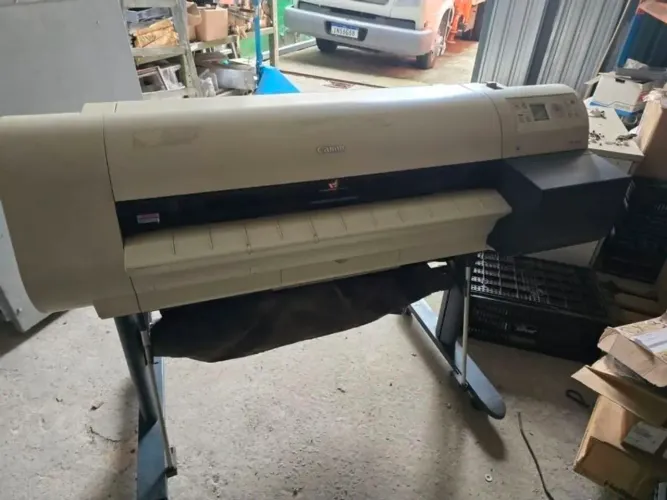 Impressora plotter ipf 710 no estado