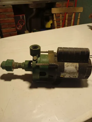 Bomba de água quente e frio