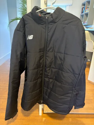 Jaqueta Puffer New Balance Preta - Nova, Nunca Usada