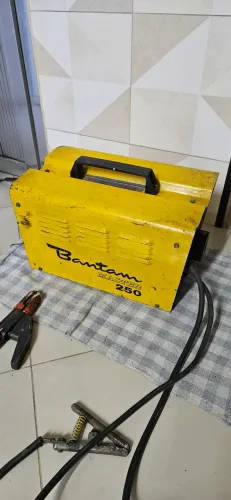 Maquina de solda elétrica Bantan 250
