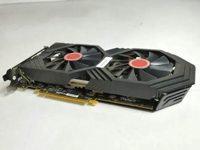 Placa de Vídeo RX580 8GB GTS Black Edition (OC+) - Ligando, mas sem vídeo