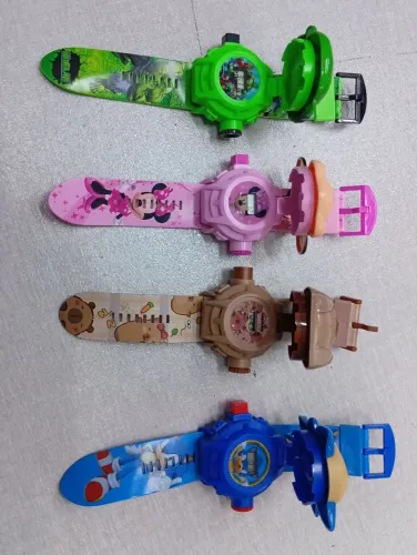 Relógio infantil com personagens de desenhos infantis  com  projetor de imagens (8 Modelos
