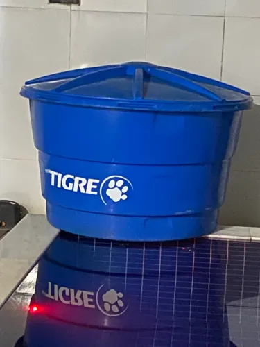 CAIXA D?AGUA TIGRE 1000 LITROS NOVA