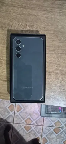 S23 Fe 128 GB semi novo