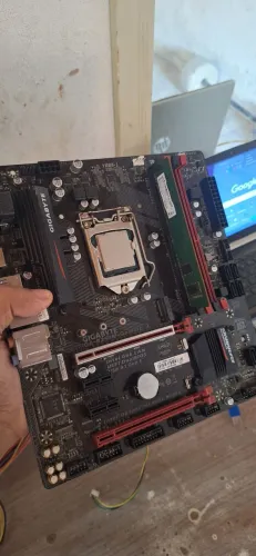 Kit placa mae (defeito) I3 7100+4gb ram